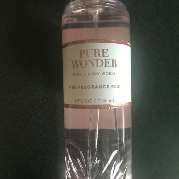 Bath & Body Works Pure Wonder Fine Fragrance Mist New 8 fl oz/236 ml - Picture 3 of 10